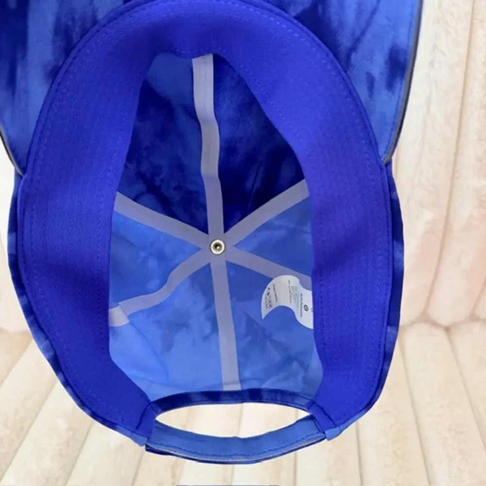 Lululemon Fast Free Run Baseball Cap Women's O/S Blue Game Day‎ Tie Dye Athletic